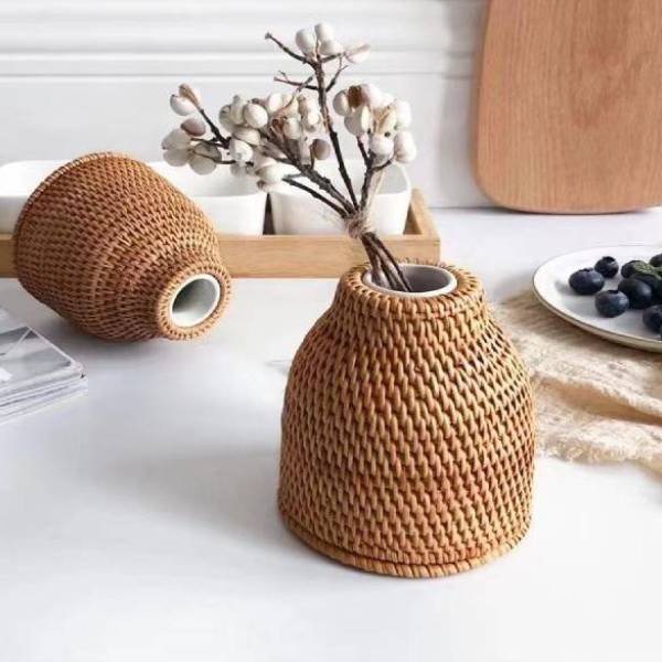 Lọ cắm hoa guột